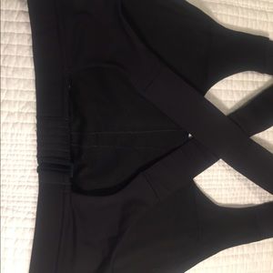 Sports bra lululemon